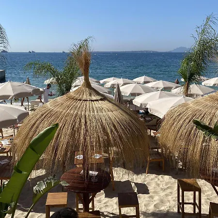 32m2 Les Pins 350 M Climatise Wifi Centre